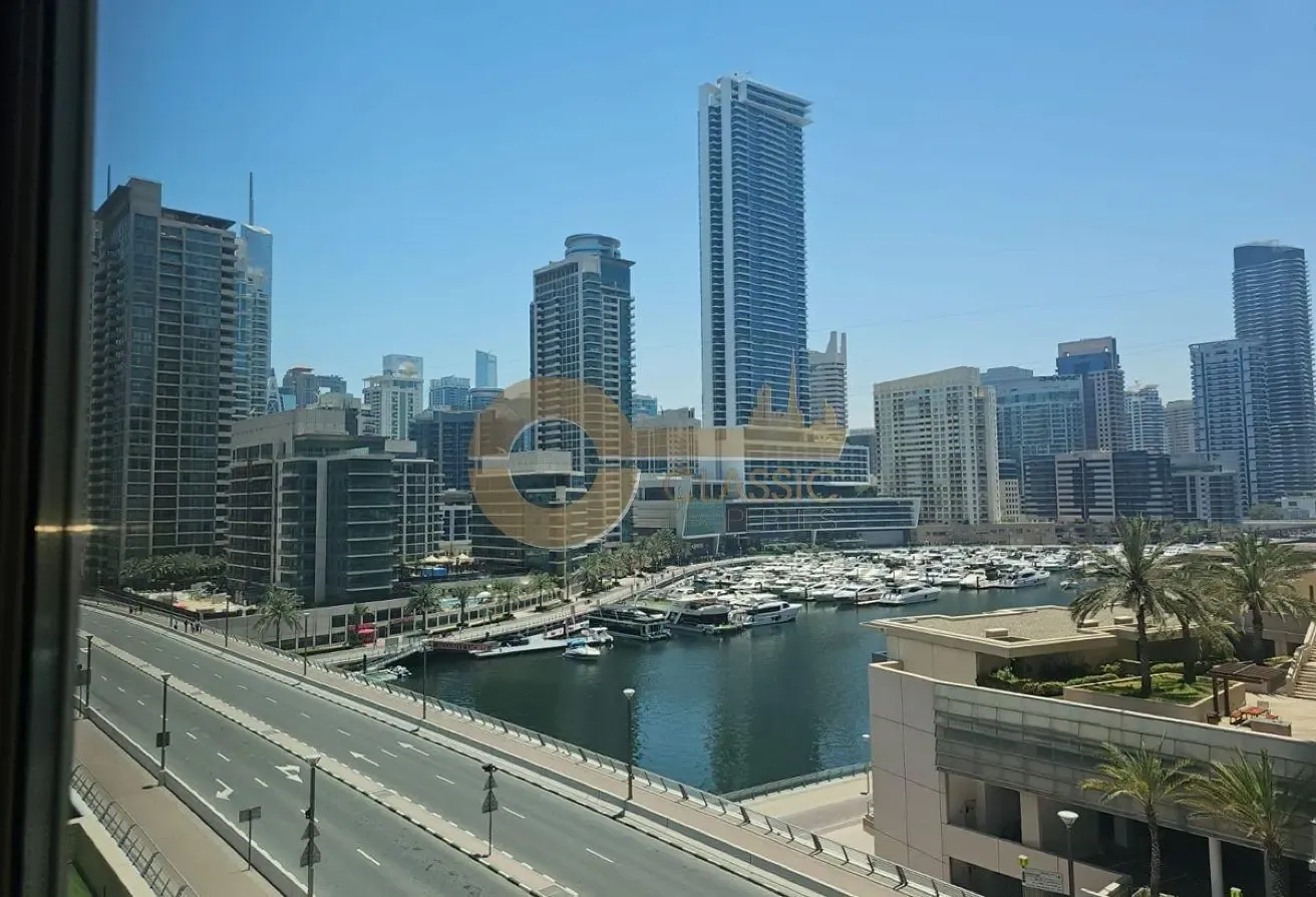 ELEGANT MARINA VIEW APARTMENT | PRIME LOCATION