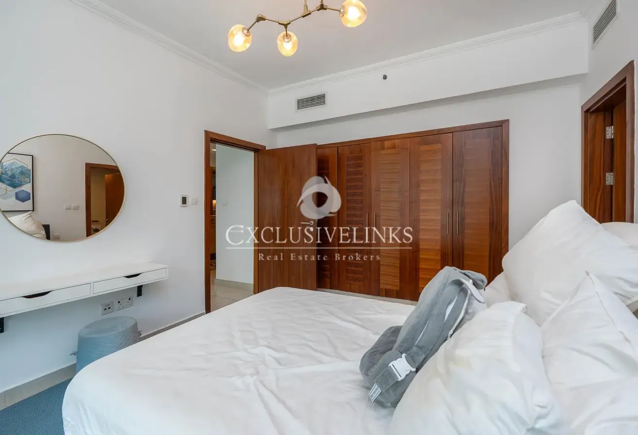 Negotiable | Marina View | Exceptional Layout