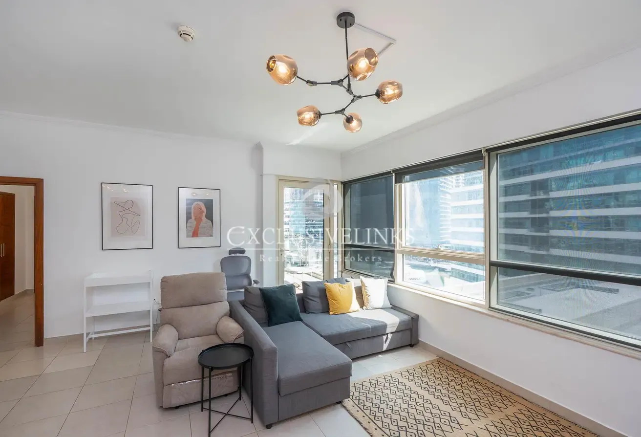 Negotiable | Marina View | Exceptional Layout