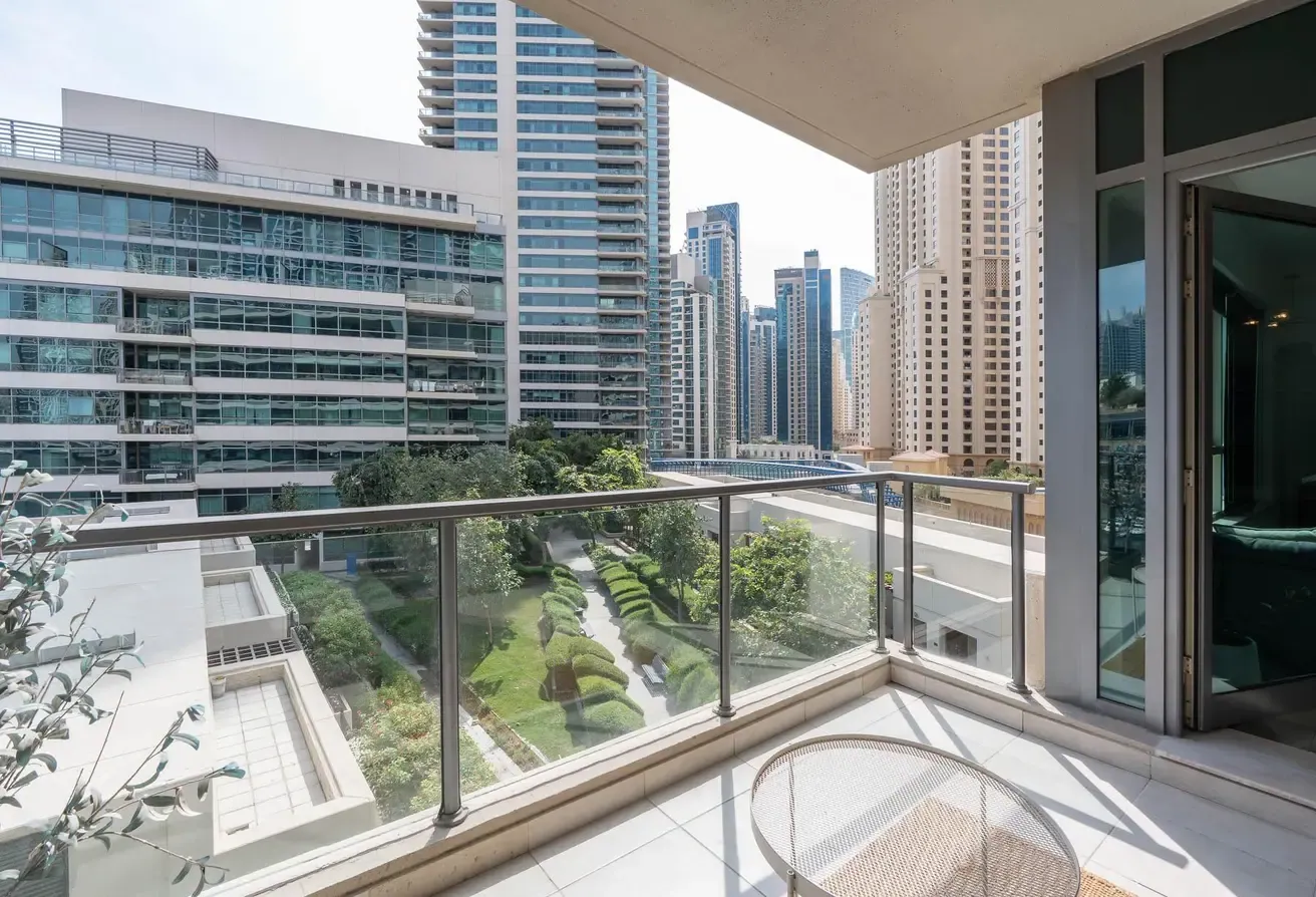 Negotiable | Marina View | Exceptional Layout