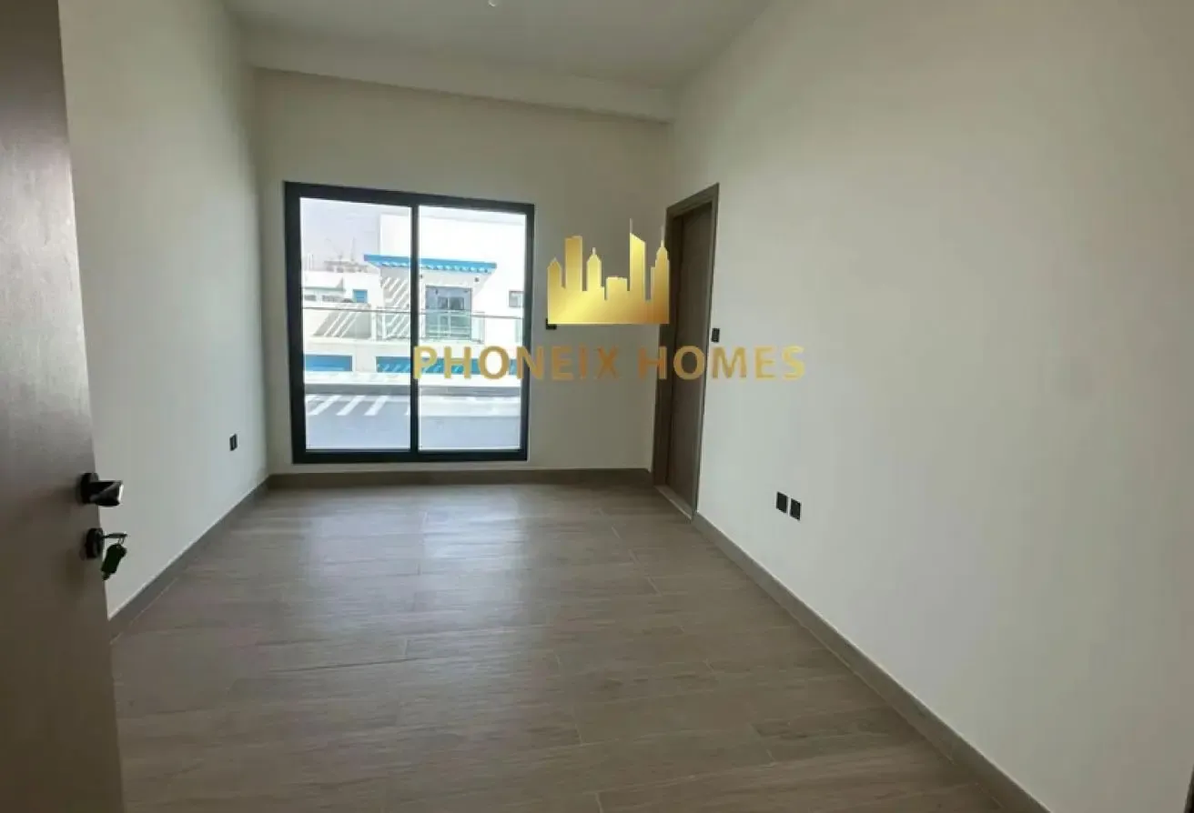 Mid Corner | 80% mortgage | Near Park