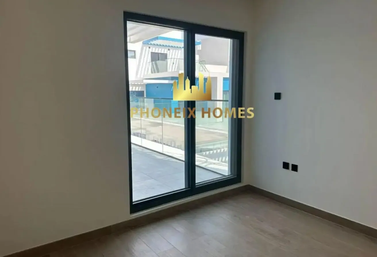 Mid Corner | 80% mortgage | Near Park
