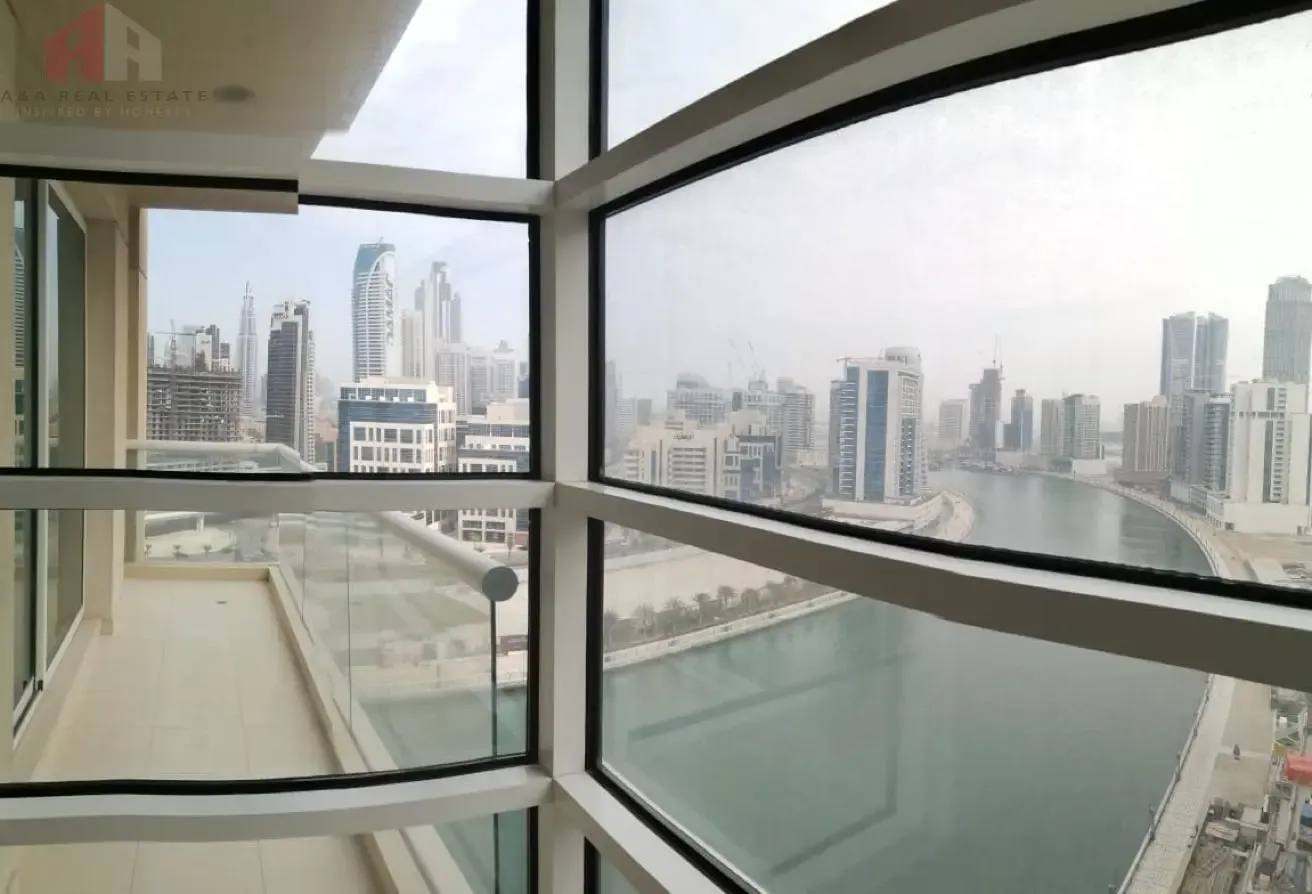 Corner Unit With Canal And Burj Khalifa View