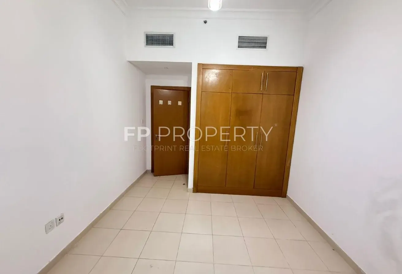 Canal View | Prime Location | Vacant