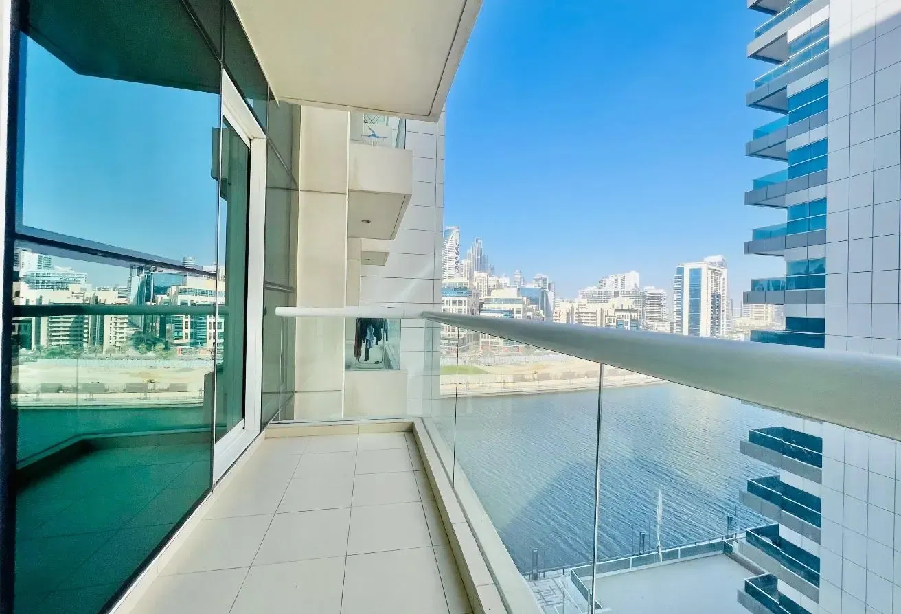 1BR for Sale Furnished Canal View Vacant on Sep.26