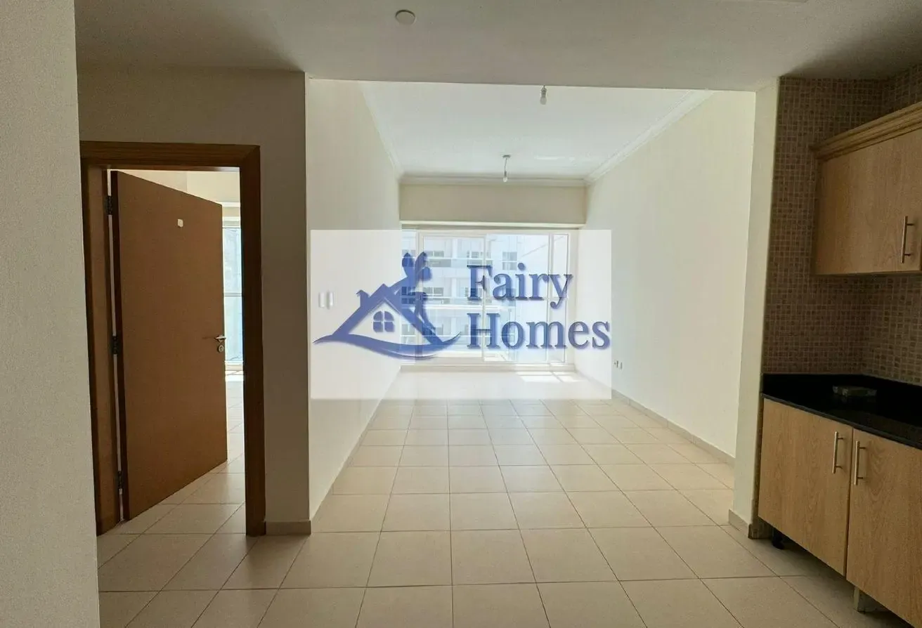 Mayfair Tower 1 BR Apartment | Canal & Burj View