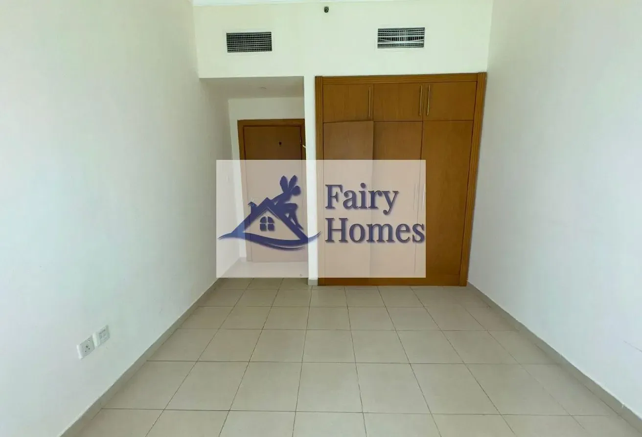 Mayfair Tower 1 BR Apartment | Canal & Burj View