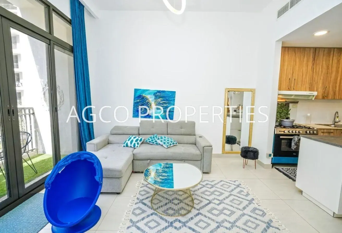 Spacious 2Br | Prime Location | Pool View