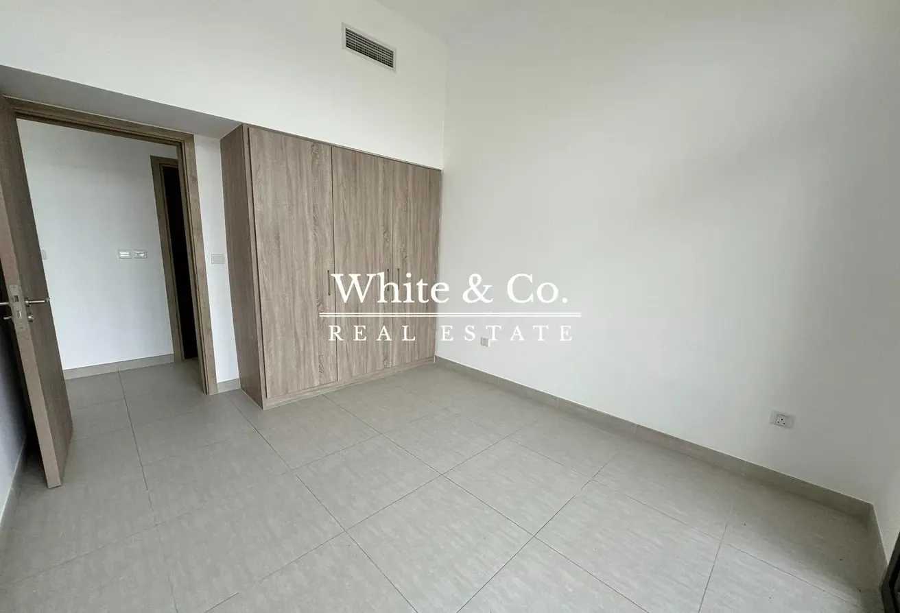 Two En-suites | Corner Unit | Full Park View