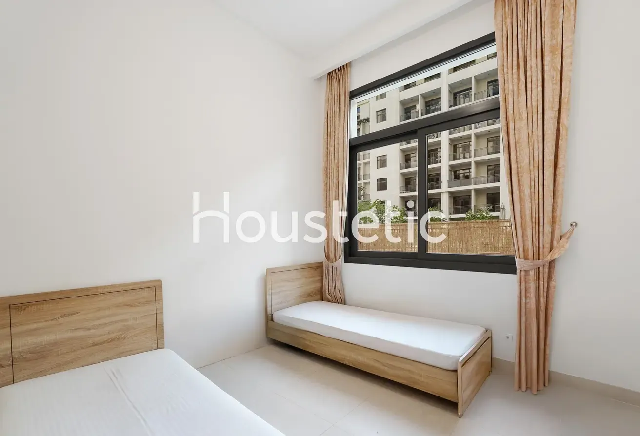 EXCLUSIVE | VACANT | LARGE TERRACE | 1,690 Sq.Ft