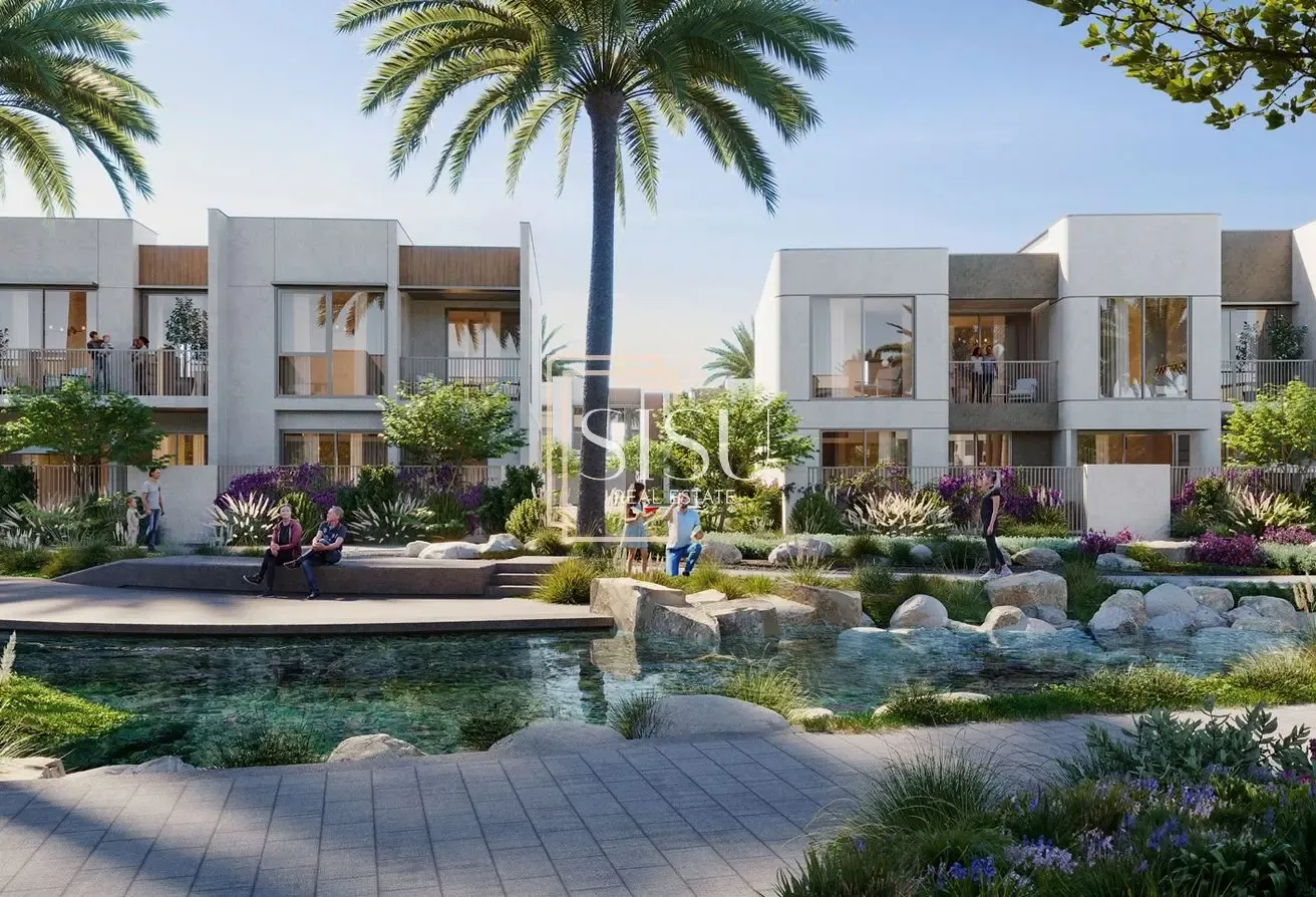 Corner | Big Plot | Facing Lagoon