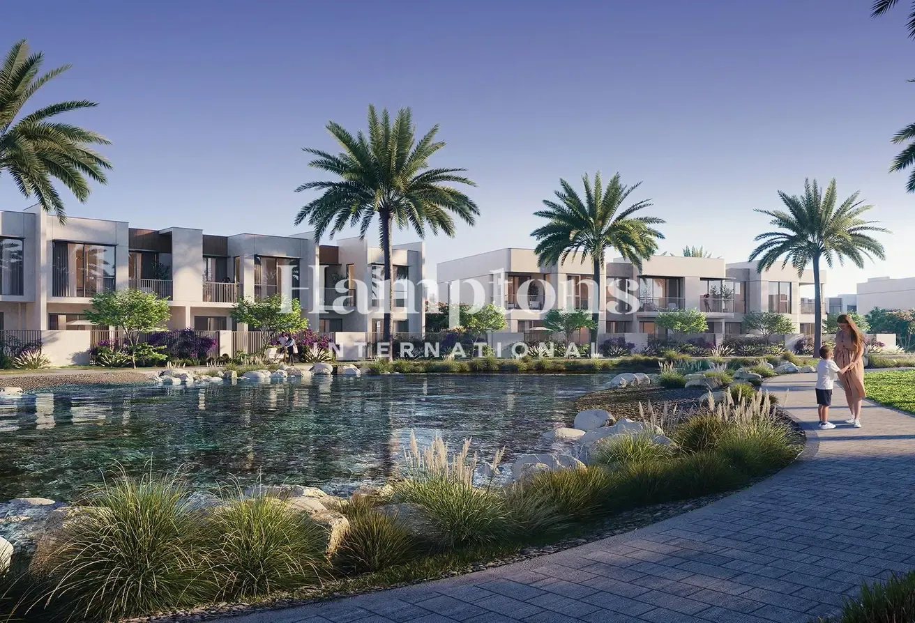 4BR Main Park-Backing | Huge Plot | Deal