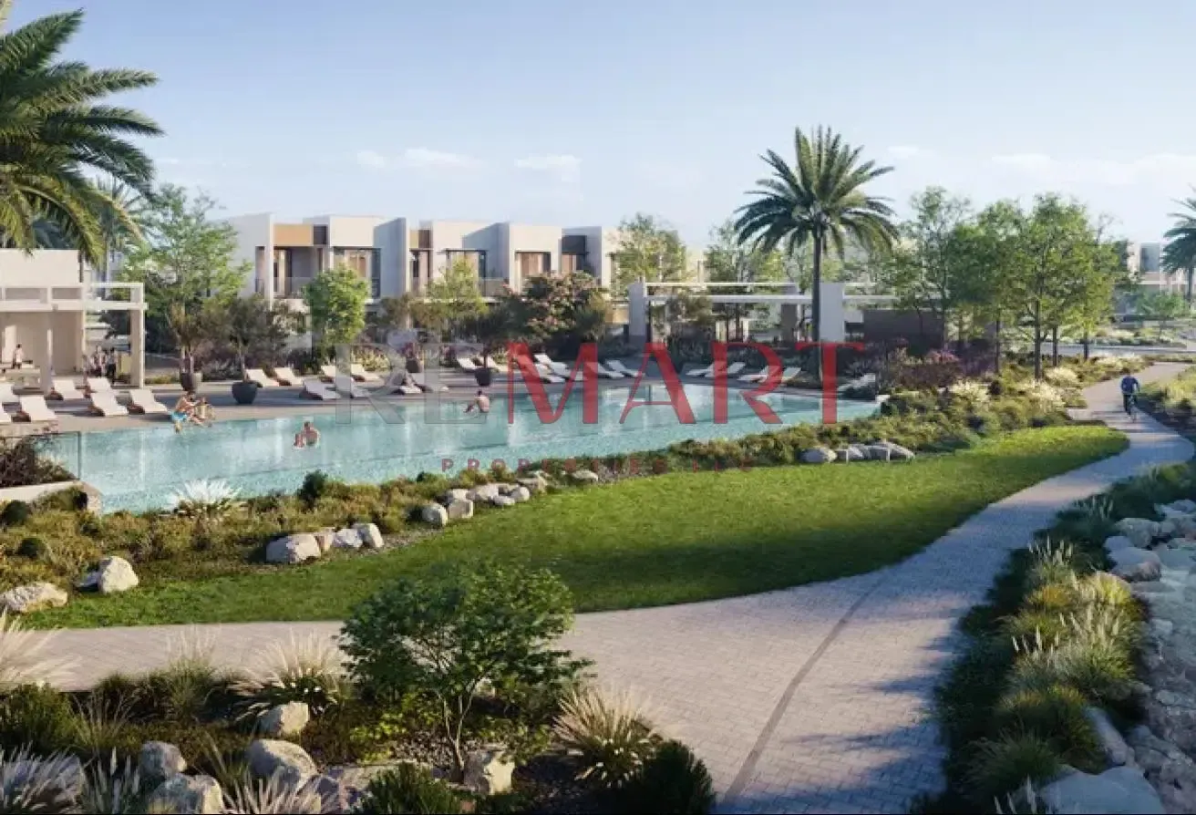 SINGLE ROW | BIG PLOT | CLOSE TO LAGOON