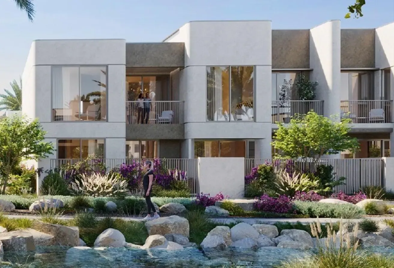 Beautiful Pool View Villa | Premium Waterfront
