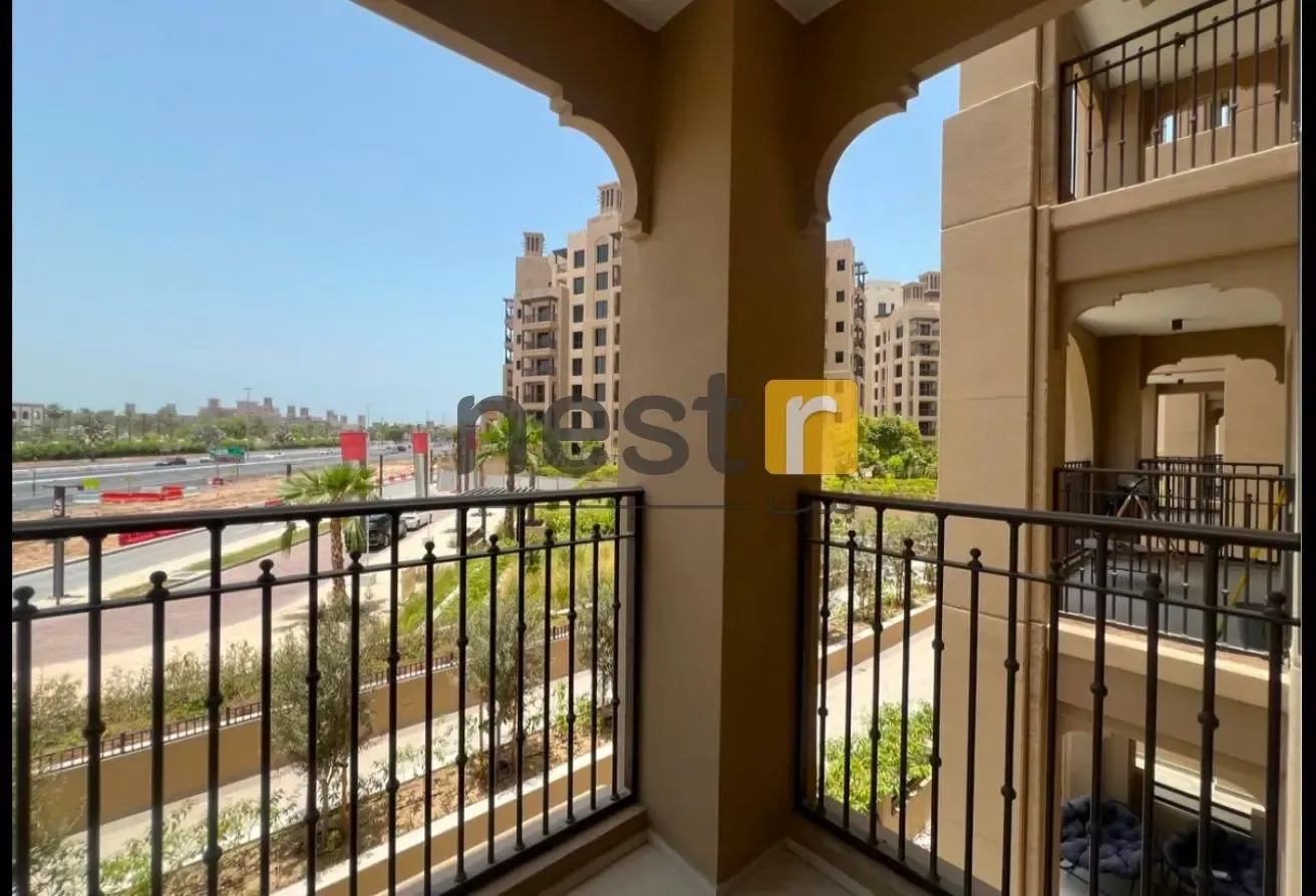 Upgraded 1 BR Apartment | Luxury Furnished
