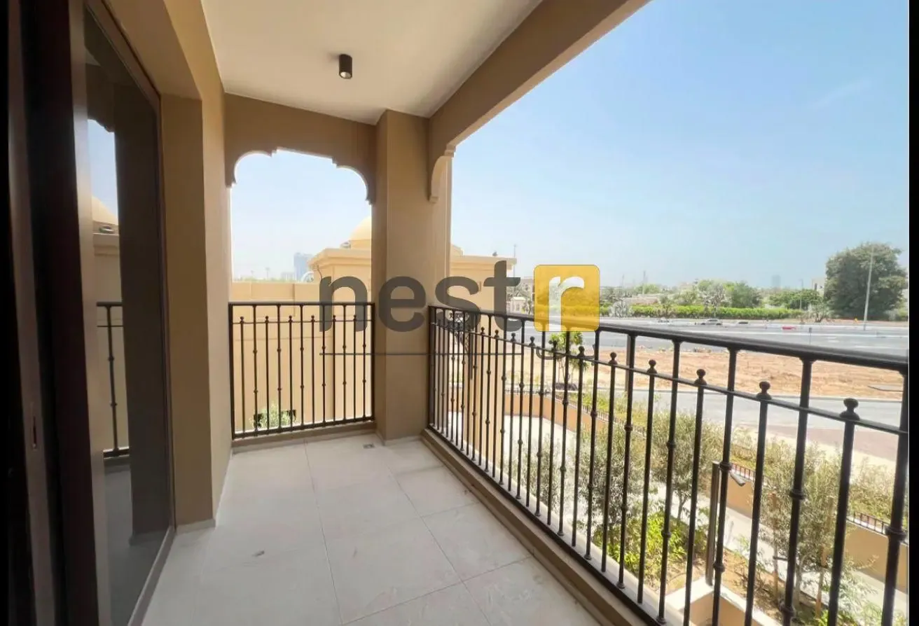 Upgraded 1 BR Apartment | Luxury Furnished