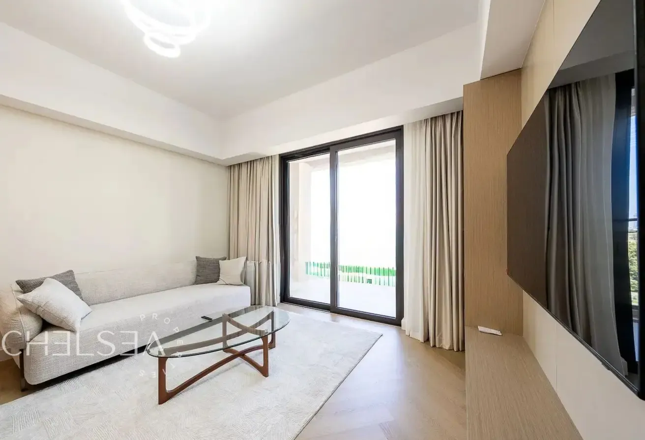 HIGH-FLOOR | RENOVATED | FULLY FURNISHED