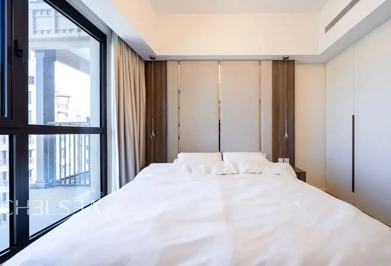 HIGH-FLOOR | RENOVATED | FULLY FURNISHED