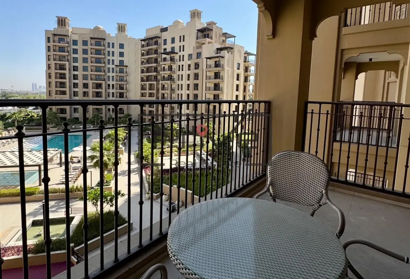 Park and Pool View | Ready to Move-in | Spacious