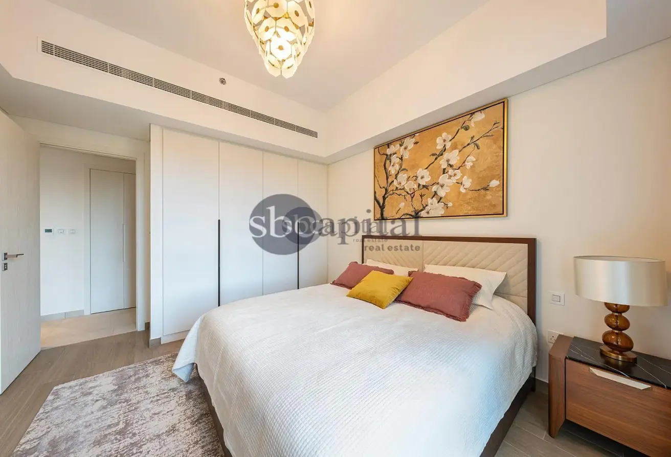 12 CHQS|SKYLINE VIEW | FULLY FURNISHED | BRAND NEW