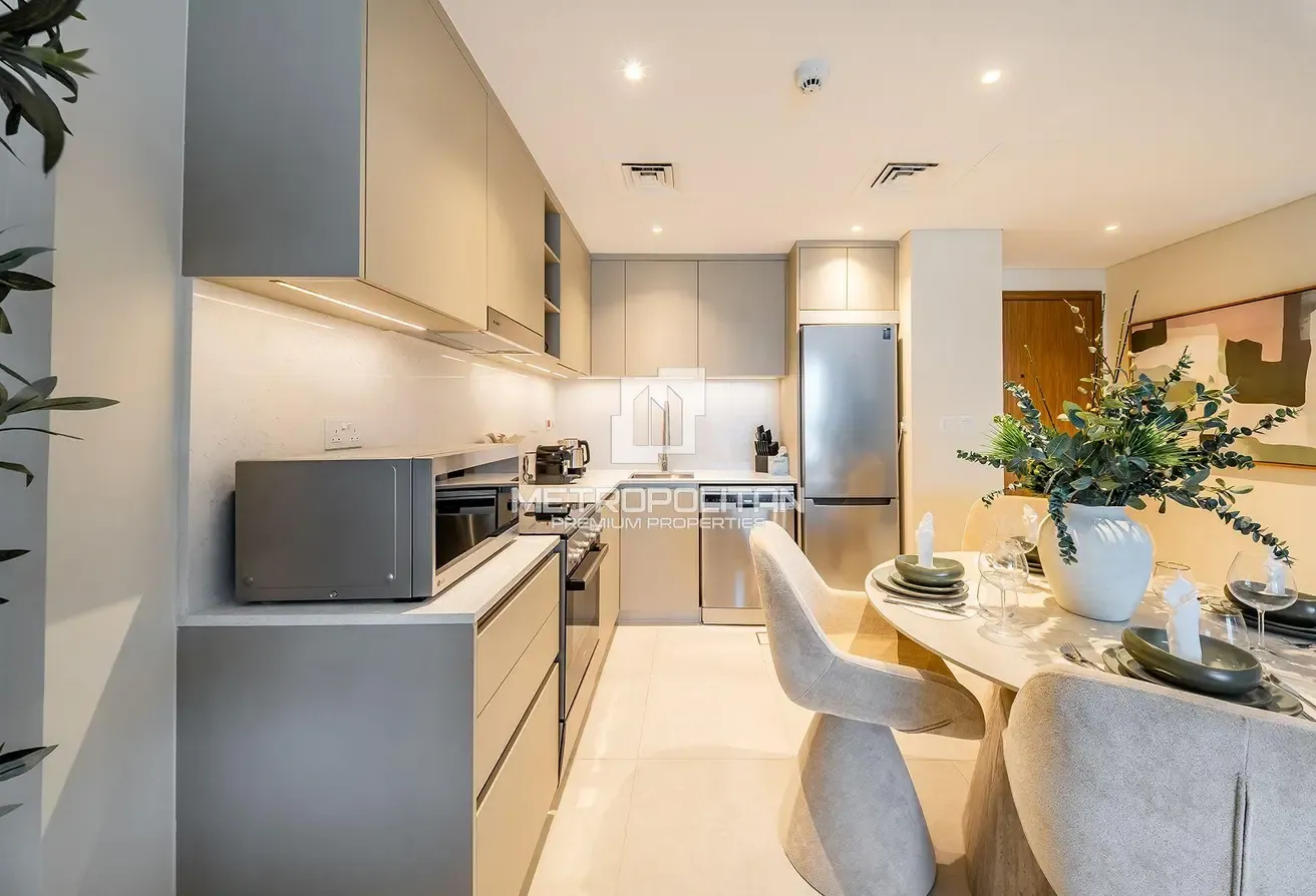 Furnished | Spacious 1 Bedroom | Community View