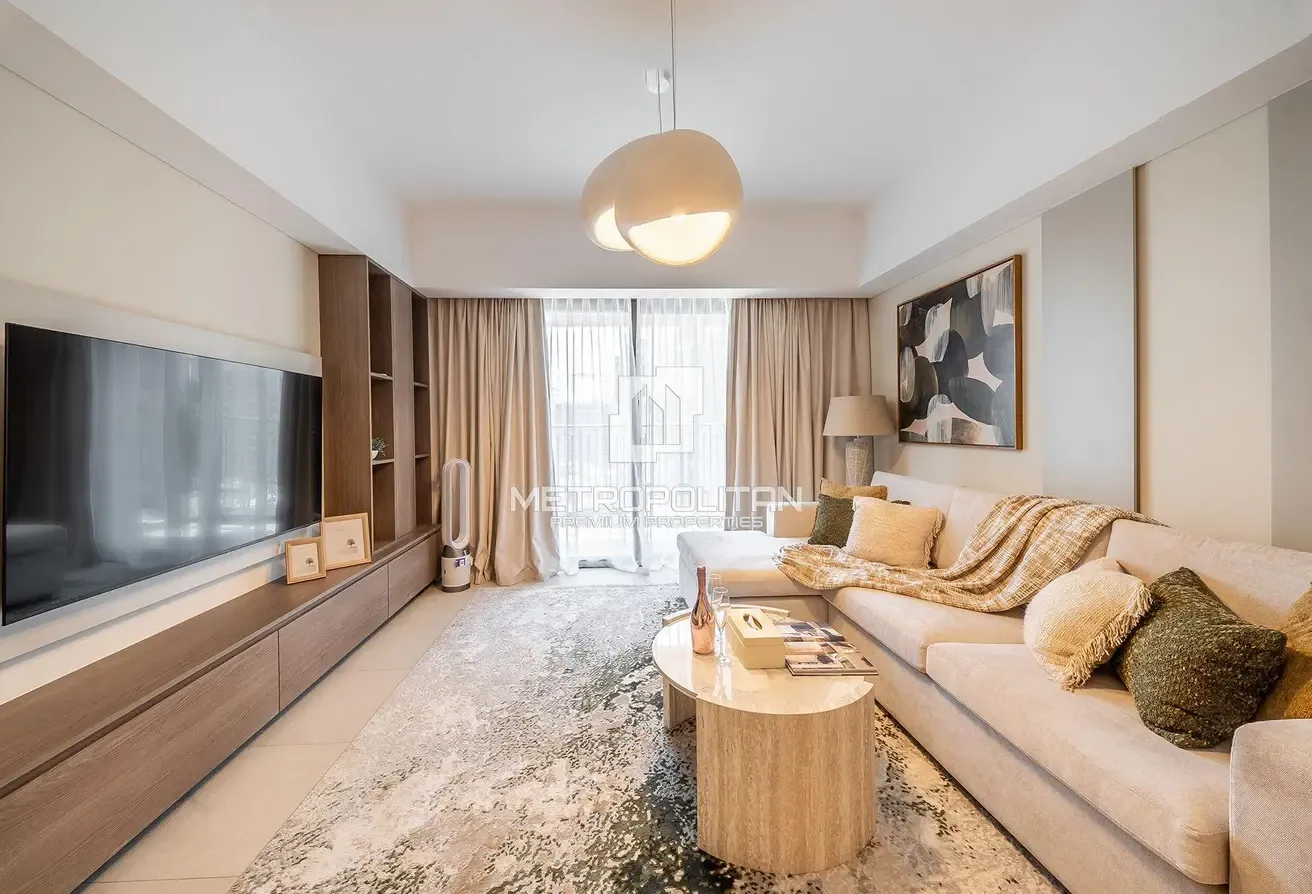 Furnished | Spacious 1 Bedroom | Community View