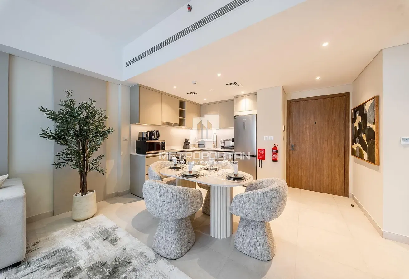 Upgraded | Furnished | Pool View | Prime Location
