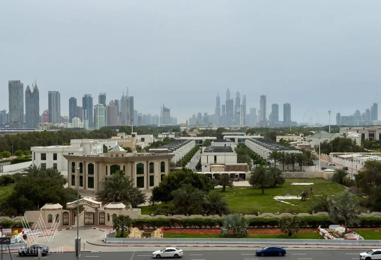Skyline, Sea & Dubai Ain View | Furnished | Vacant