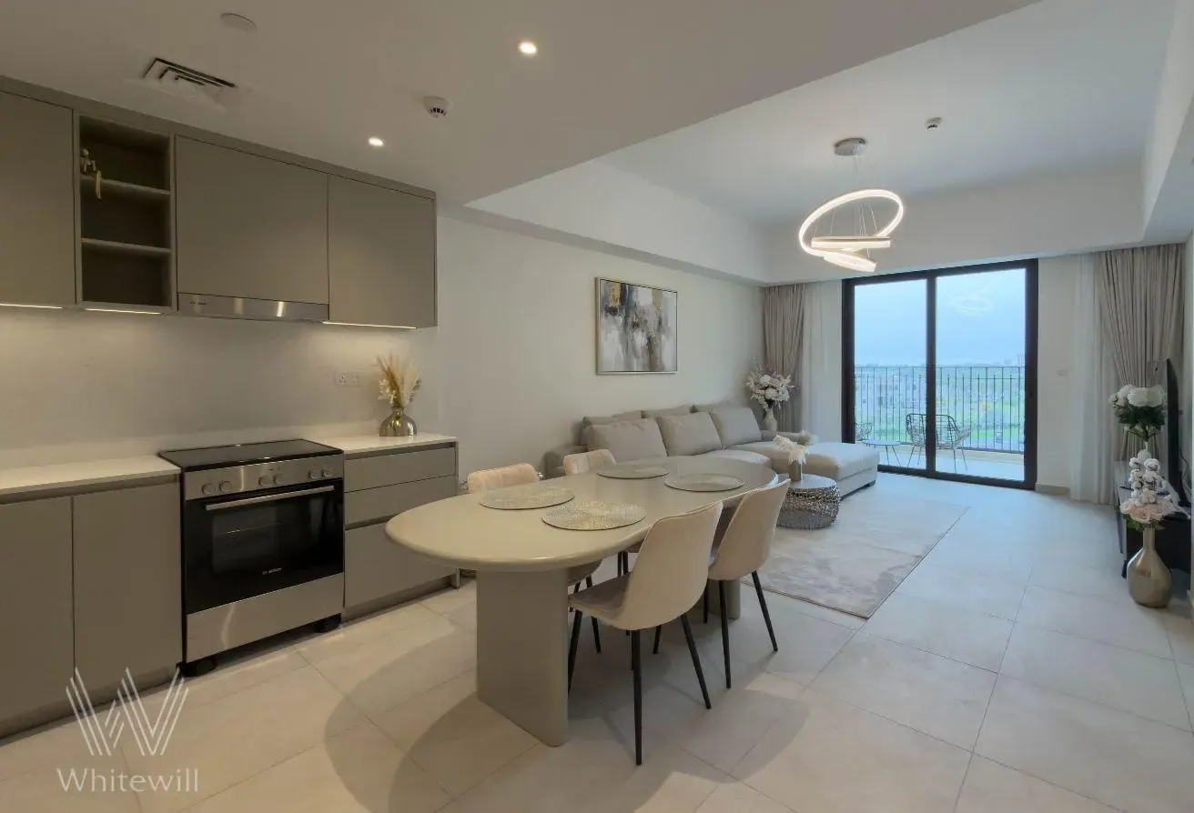 Skyline, Sea & Dubai Ain View | Furnished | Vacant