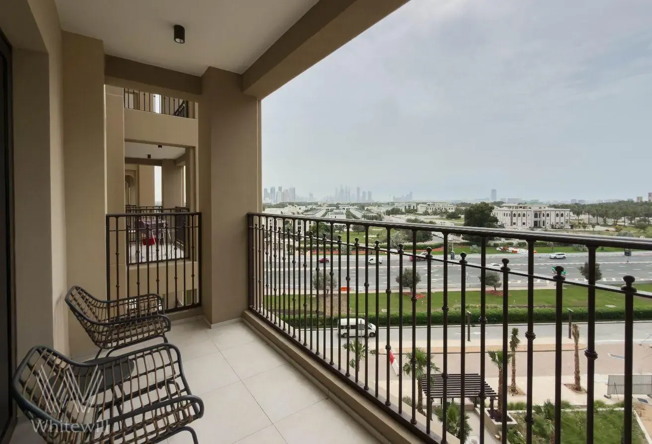 Skyline, Sea & Dubai Ain View | Furnished | Vacant