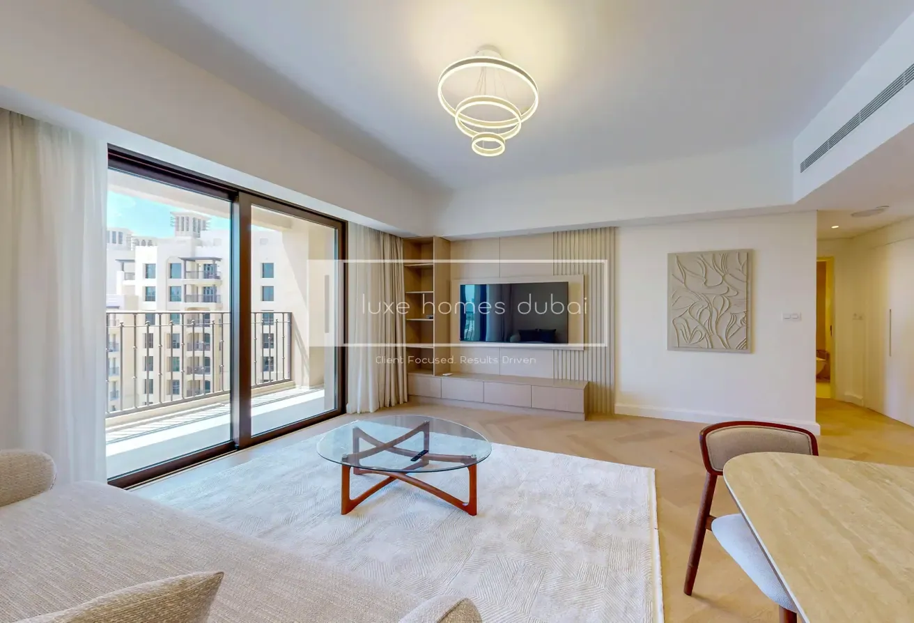 VACANT | FULLY FURNISHED | READY TO MOVE IN