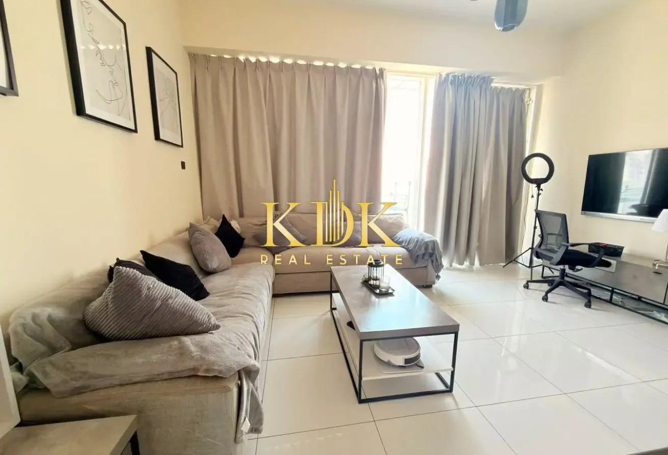 Modern Apartment | Fully Furnished | High Floor