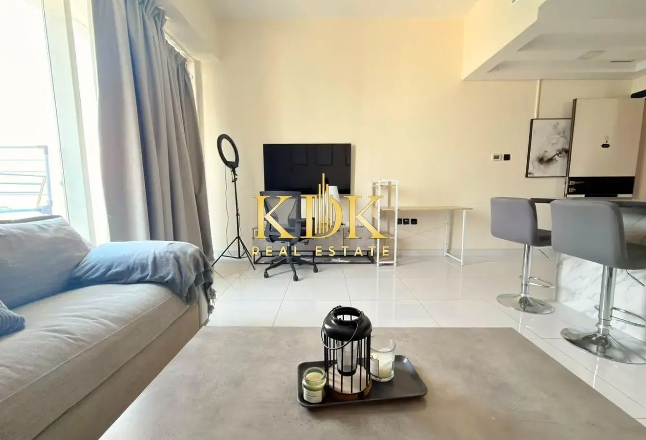 Modern Apartment | Fully Furnished | High Floor