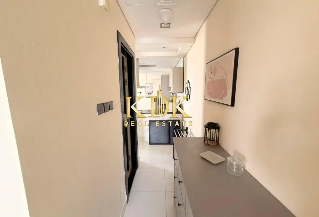 Modern Apartment | Fully Furnished | High Floor