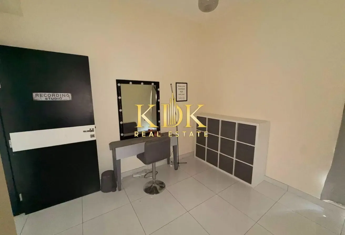 Modern Apartment | Fully Furnished | High Floor