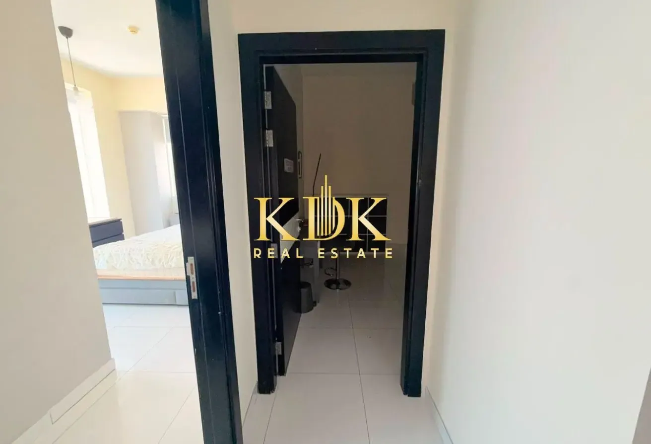 Modern Apartment | Fully Furnished | High Floor