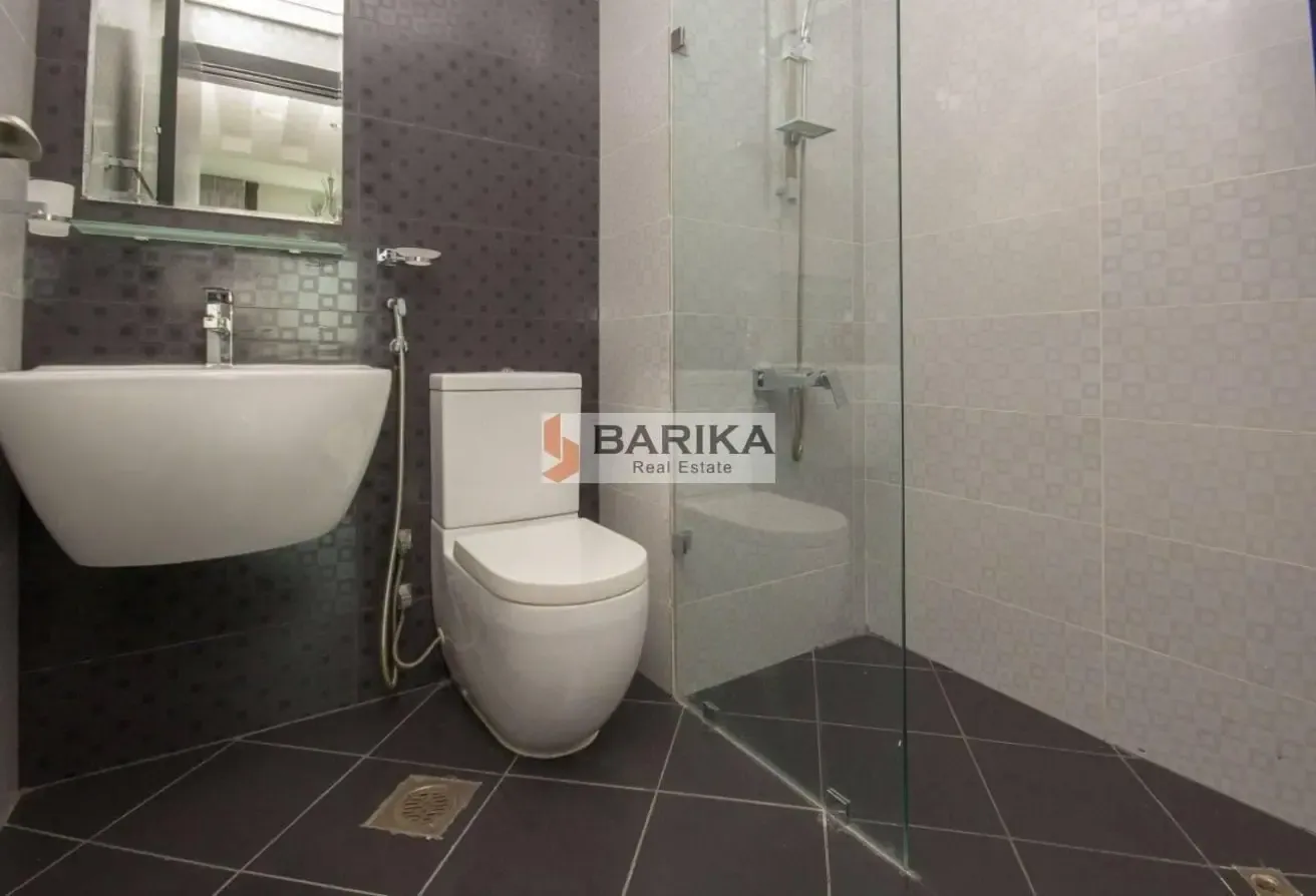 Elegant Studio | High-End Amenities  | Parking