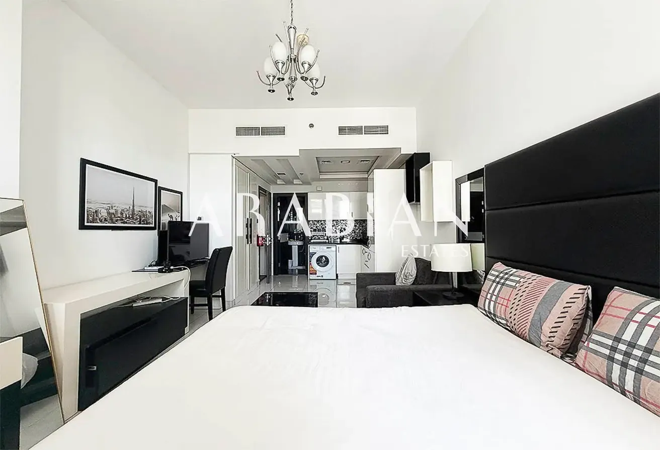 Fully Furnished | Golf Course View | Ready to Move