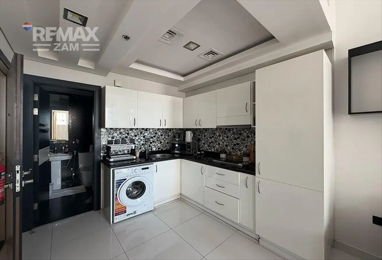Golf Course View | High Floor | Furnished