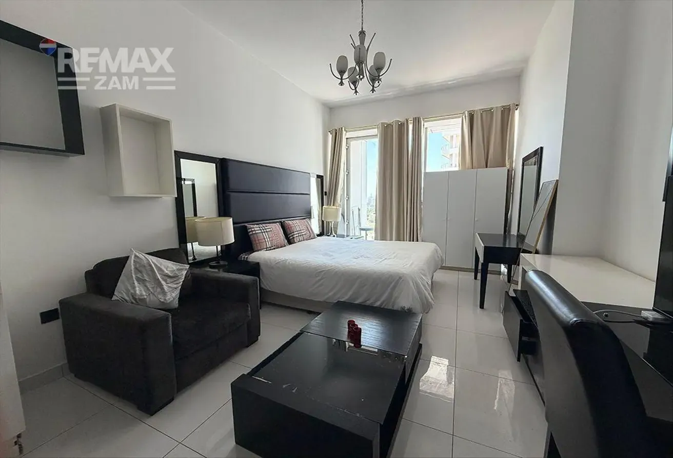Golf Course View | Fully Furnished | Modern