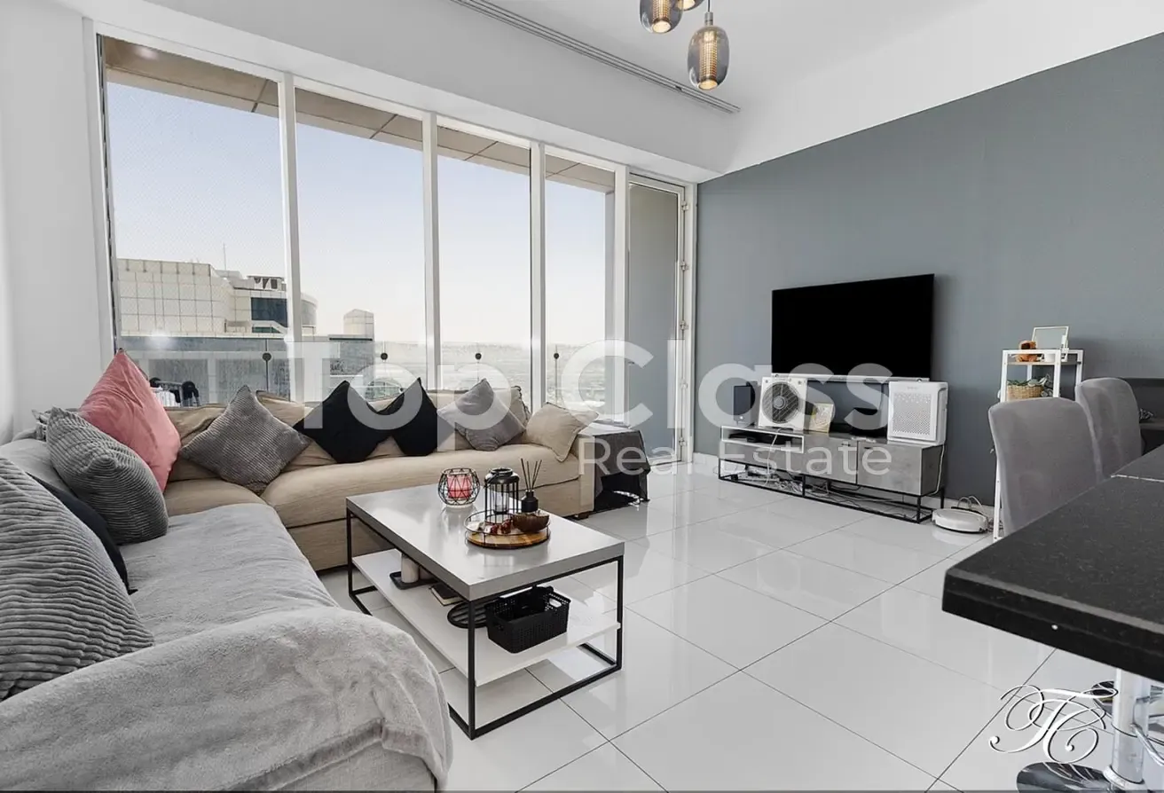 Furnished | Renovated and Upgraded | High Floor
