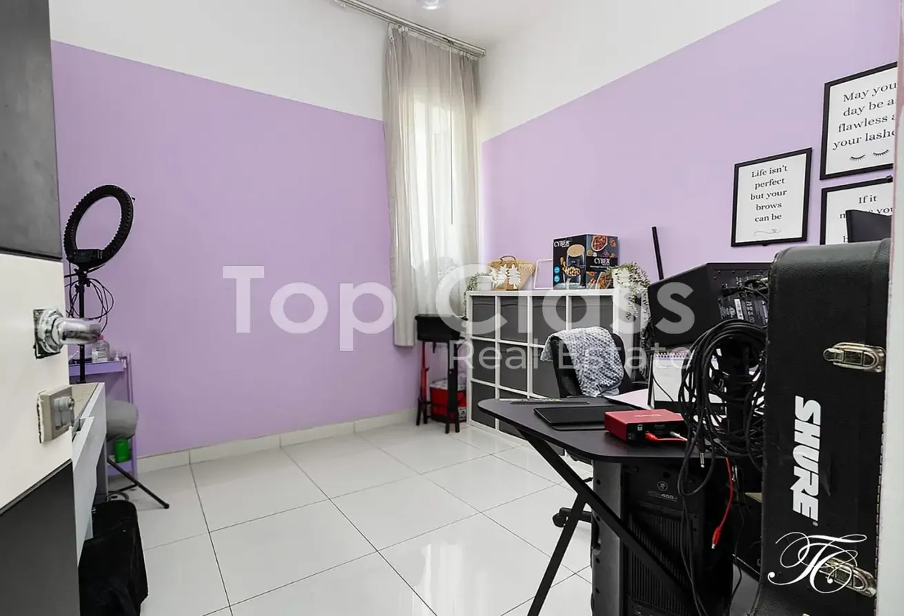 Furnished | Renovated and Upgraded | High Floor