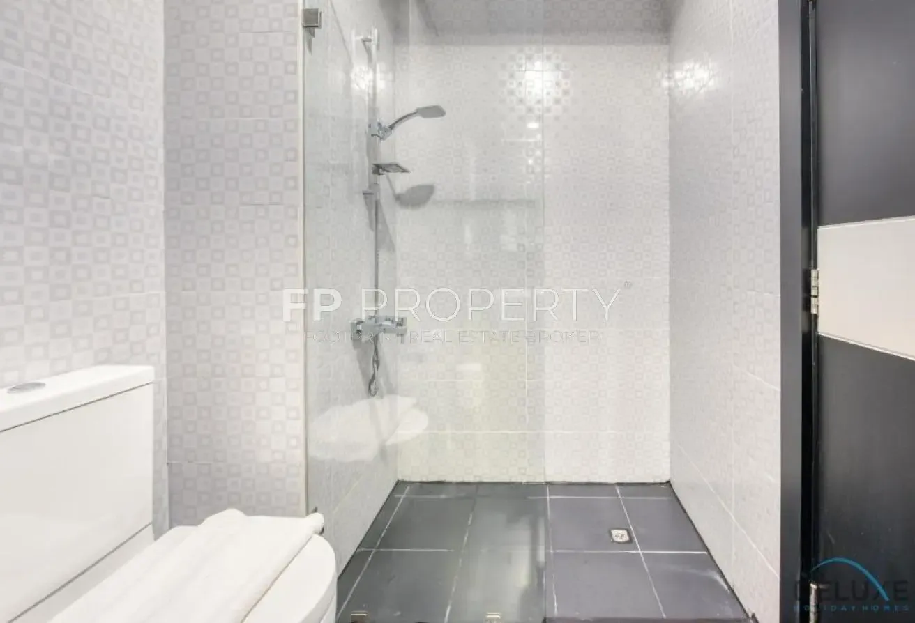 Modern Furnished Studio | High Floor | Vacant