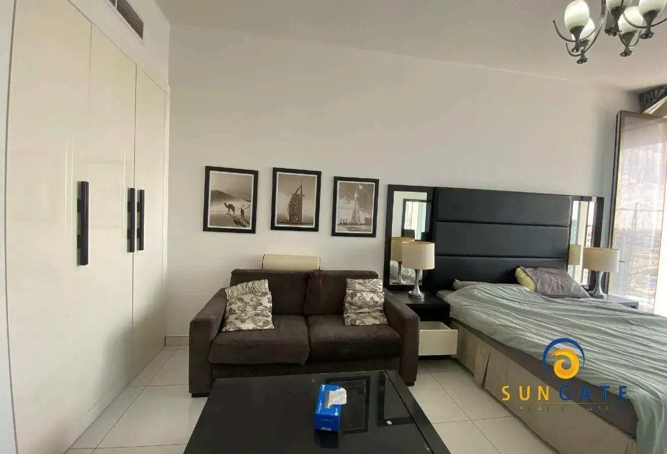 Furnished , Vacant now , high floor