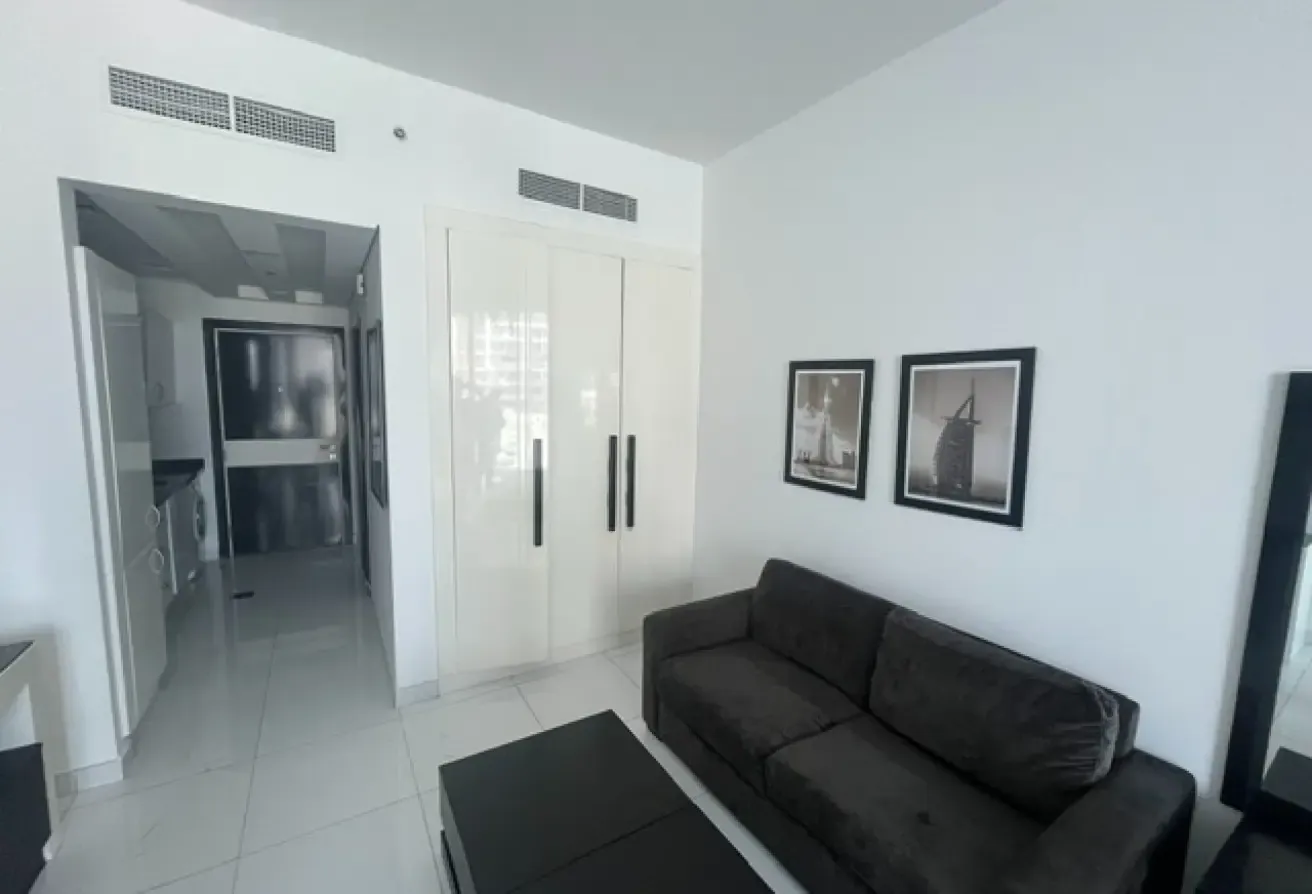Rent Furnish Studio Giovanni Boutique Sports City