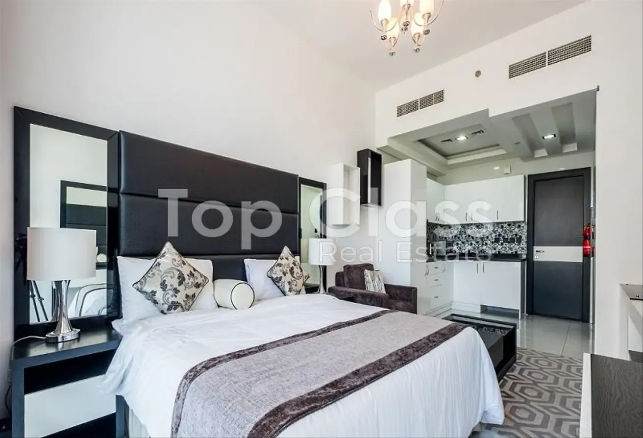 Fully Furnished | High Floor | Vacant