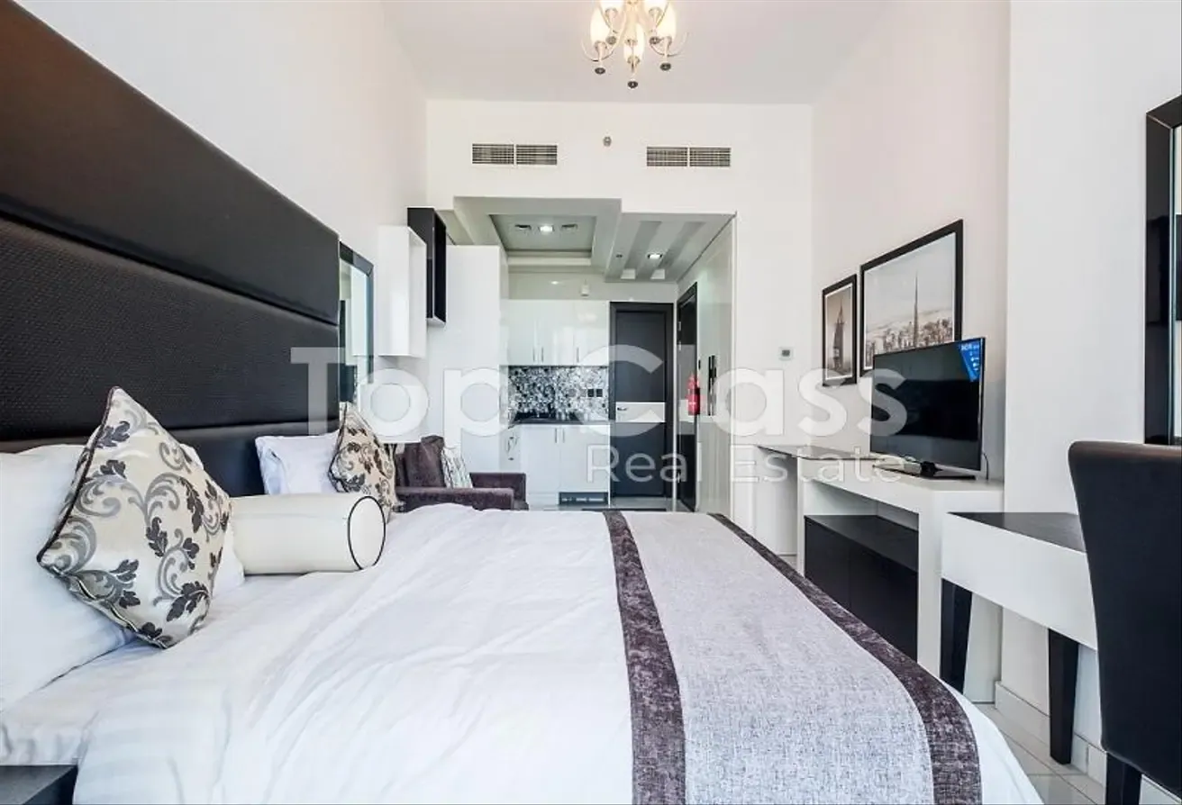 Fully Furnished | High Floor | Vacant