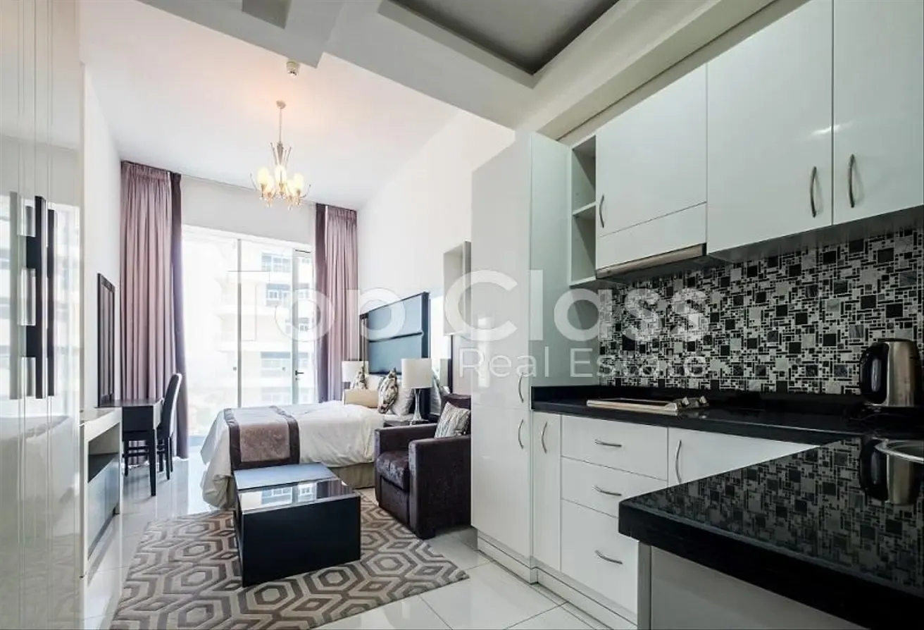 Fully Furnished | High Floor | Vacant