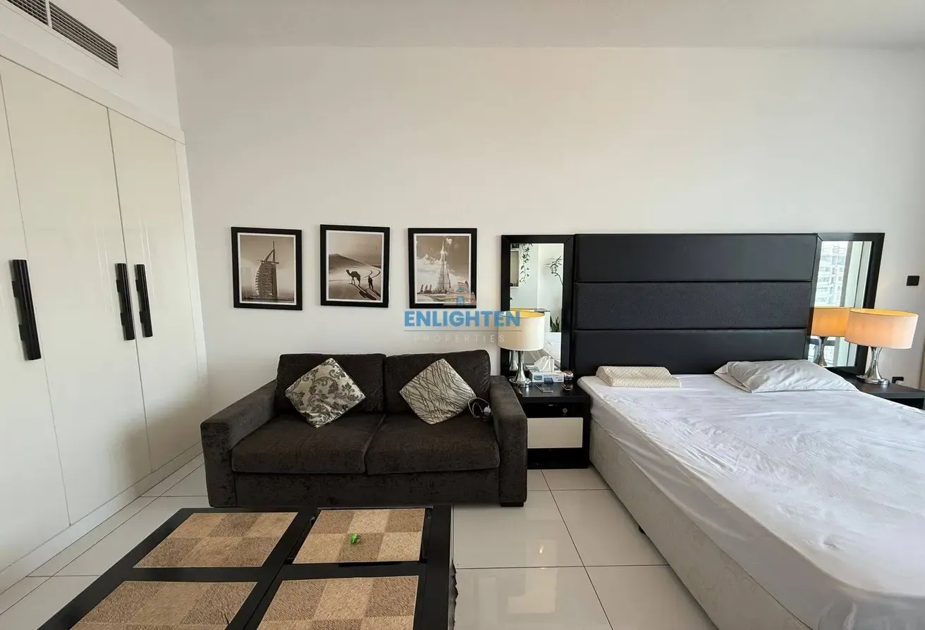 Studio Apartment | Fully Furnished | Modern Layout