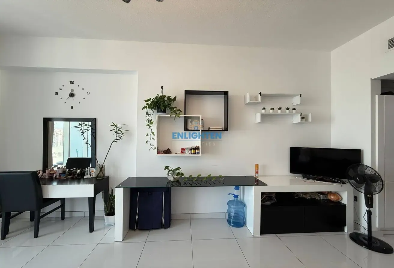 Studio Apartment | Fully Furnished | Modern Layout